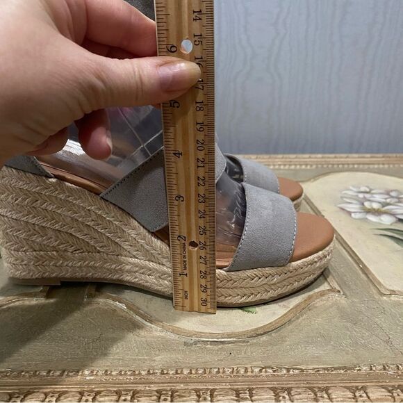 Dolcetta Suze Espadrille Wedges Faux Suede Smoke Gray Back Zip Sz 8 NWT - Picture 10 of 15